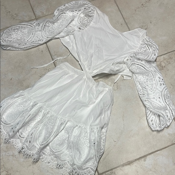 Chicwish Dresses & Skirts - Chicwish White Lace Midi Dress